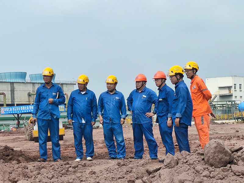 箱涵基坑全線貫通！傅利才、陳懋金蒞臨現(xiàn)場指導(dǎo)(圖1)